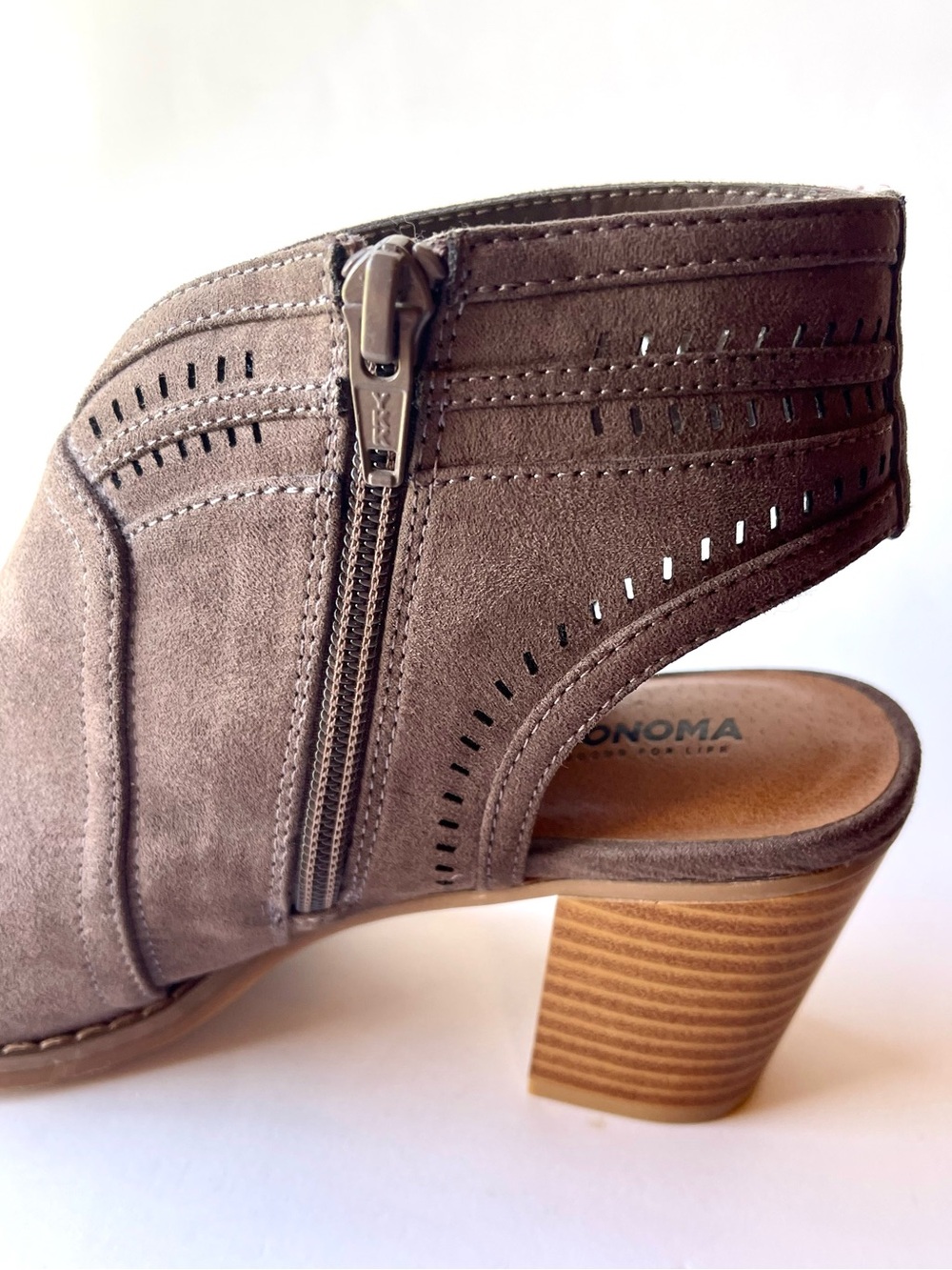 Sonoma Suede Peep-Toe Block Heel Ankle Bootie - Taupe Size 7.5 - Picture 6 of 11
